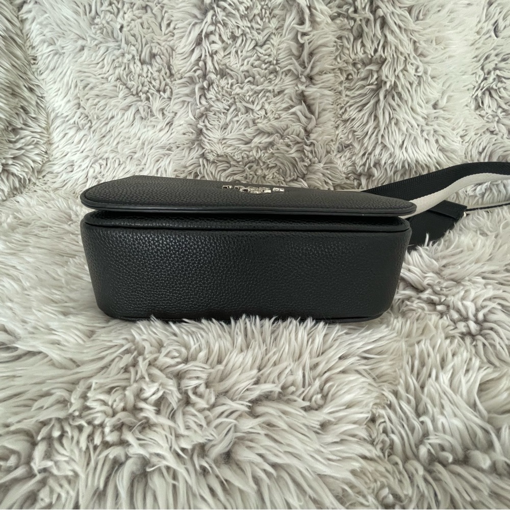 Fashion Black Pebbled Leather Crossbody Bag - Picture 7 of 12